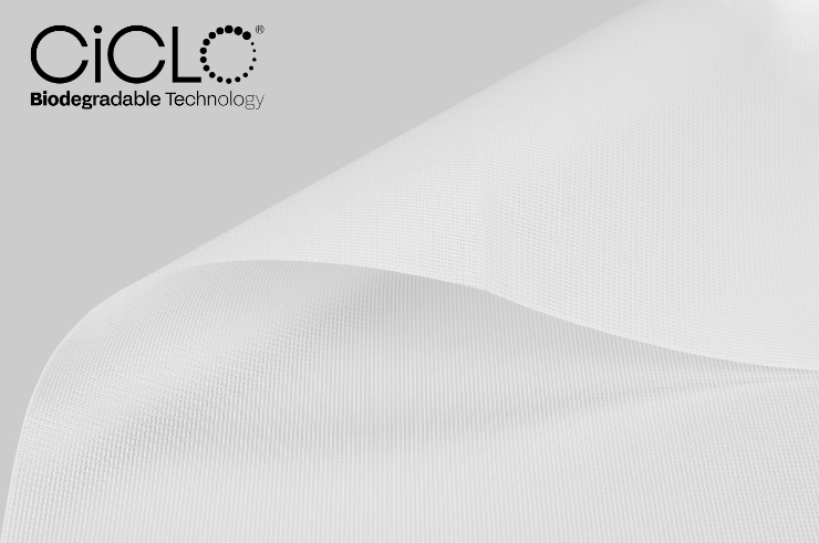 CiCLO® Flag 110 FR, +/- 110 g/m2
For subli transfer & direct
3,20 x +/- 100 m